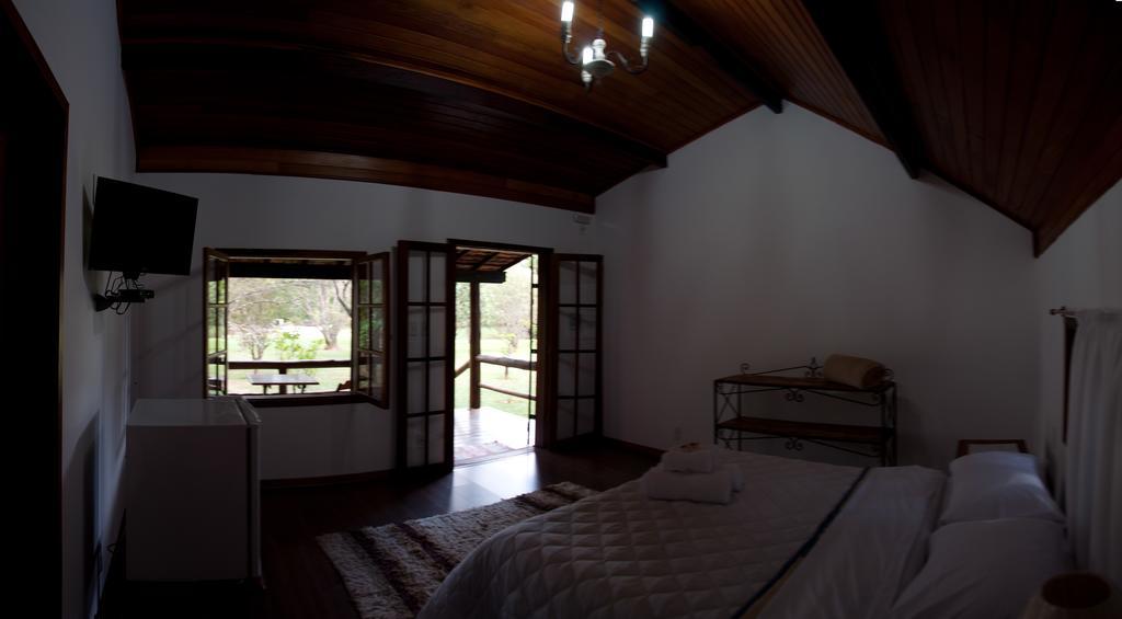 Pousada Da Neneza Santa Cruz de Minas Eksteriør billede